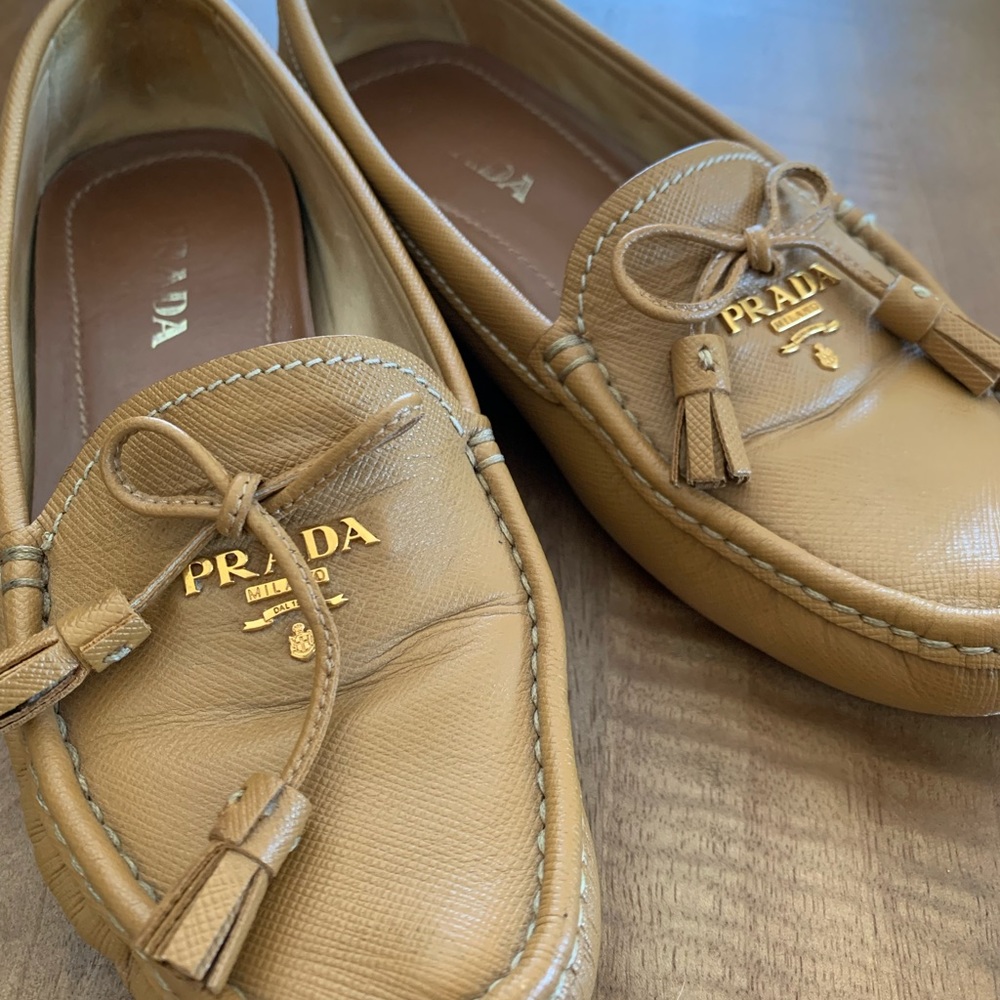 Prada Women’s Tan Leather Loafer Drivers Size 6 / 36 (EU)